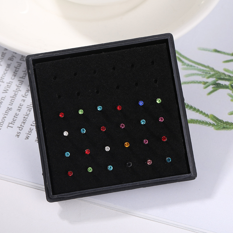 24 adet/kutu Kristal Burun Hal - Body Jewelry Jewelry Box incelemesi ve fiyatı