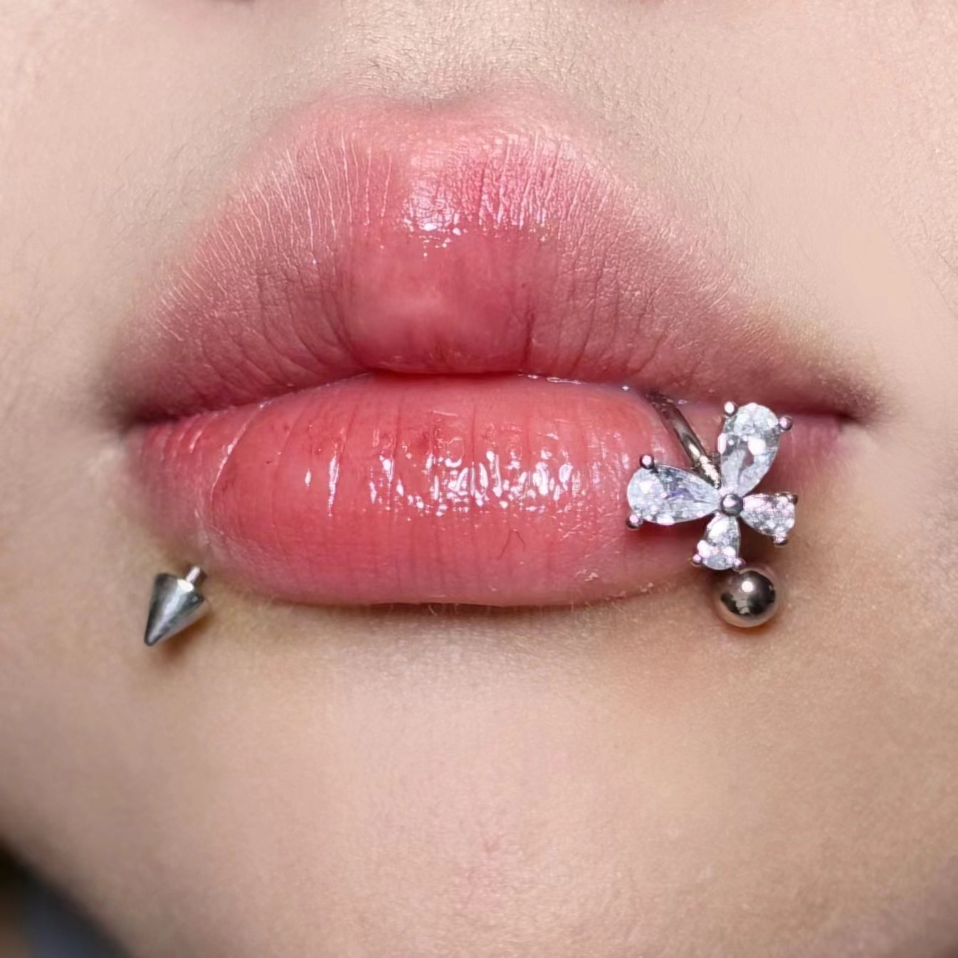 ASTM F136 Titanyum Kelebek Dud - Body Jewelry Labret incelemesi ve fiyatı